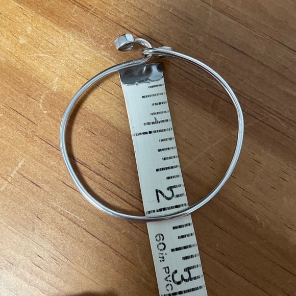 Tiffany & Co Vintage Interlocking Hearts Bangle - Picture 12 of 12